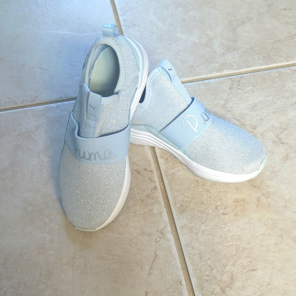 Girls size 3.5 puma baby blue glitter sneakers